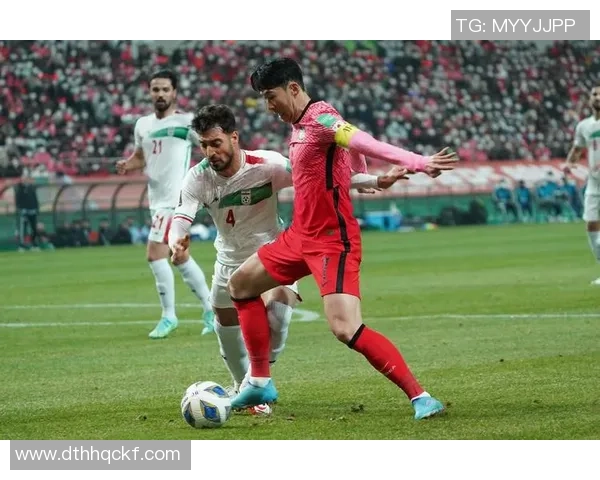 南京足球队在世界杯预选赛中的团队协作表现分析与点评