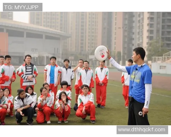 南京飞盘队与成都飞盘队赛后复盘分析意识对抗与战术执行的深度探讨